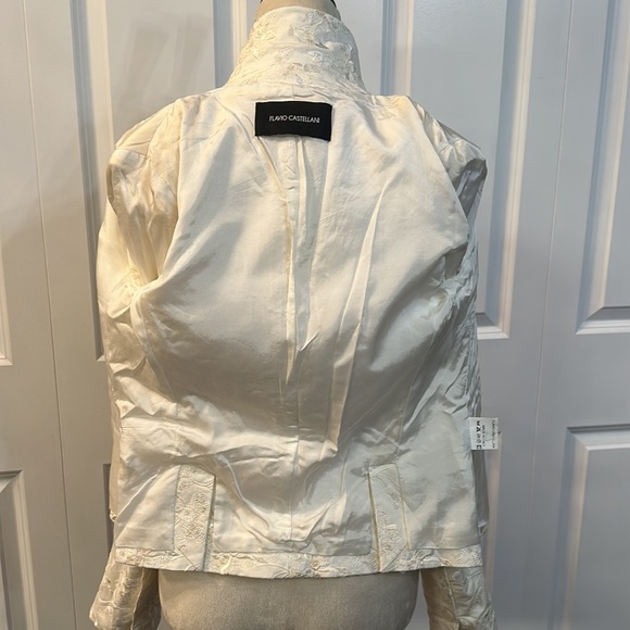 NWOT off white elegant jacket - Picture 6 of 9